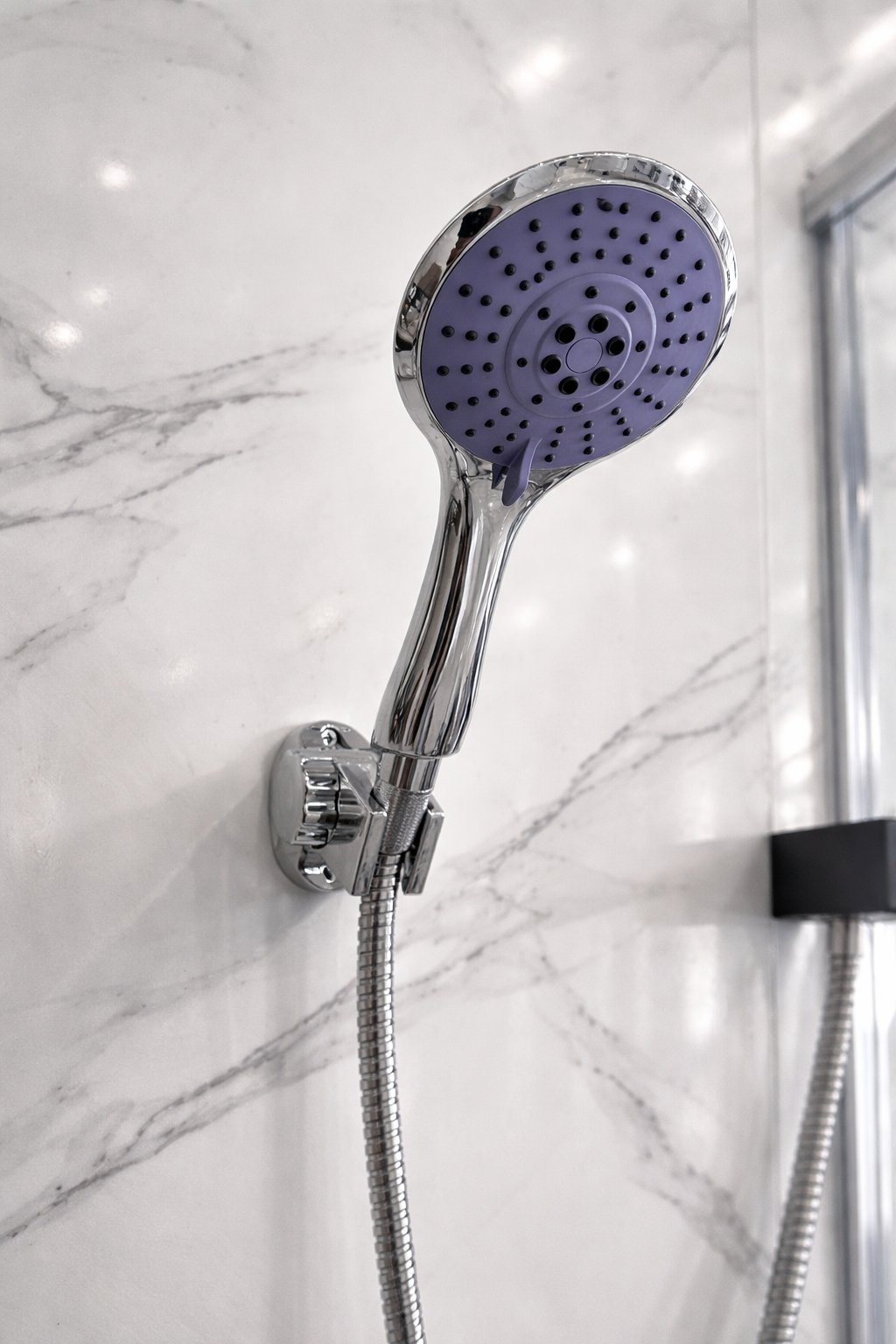 دش يدوي حديث بتصميم فاخر